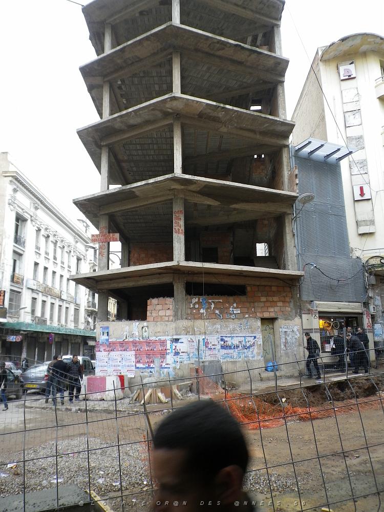 650 immeuble angle bd clemenceau et rue d'arzew .JPG